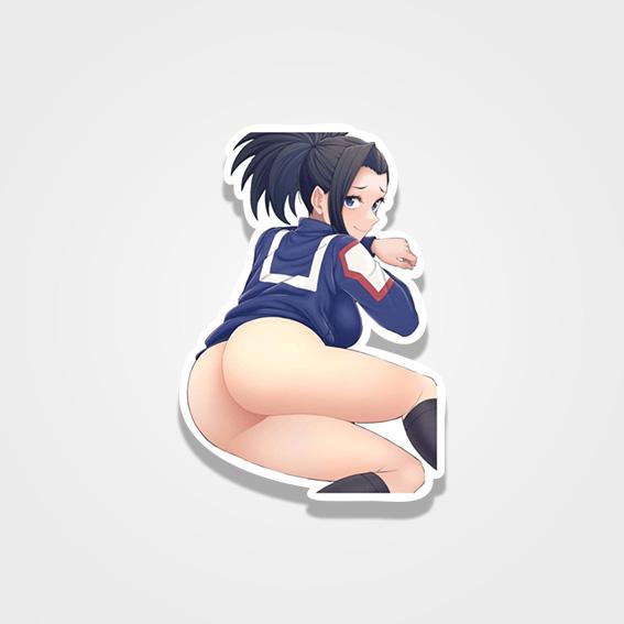 Momo Yayorozu ass
